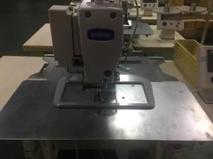 Máquina de Coser Electrónica Programable 326 con Cortahilos Automático, 100 Patrones de Puntada Integrados para Uso Doméstico e Industrial - Product Image 4