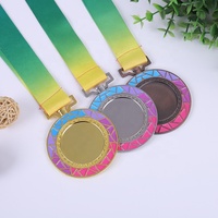 Médailles de football en or, argent et bronze, activités sportives, médailles métalliques à suspendre, récompenses, médailles sportives