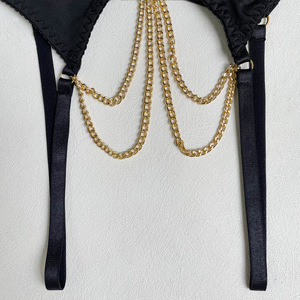 Lencería Sexy y Reveladora para Mujeres Maduras, Ropa de Dormir, Lencería Sexy y Bralette Negro Erótico con Cadena y Tanga - Product Image 5