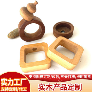 Bases de Madera Personalizadas, Cuadradas o Redondas, de Nogal Negro o Haya, con Orificio para Jarrones, Colgantes, Adornos o Regalos - Product Image 5