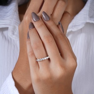 Anillo Clásico de Plata con Cristal de Corte Redondo para Mujer, Elegante y Minimalista, para Bodas, Aniversarios, Compromisos, Fiestas, Regalo de Joyería - Product Image 2