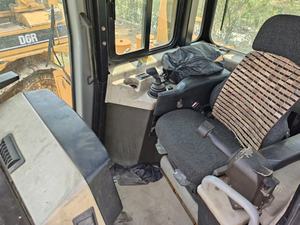 รถปราบดิน D6R ดินด้วงญี่ปุ่นพร้อมปั๊มและเครื่องยนต์กำลัง130KW 5.4ม. - Product Image 4