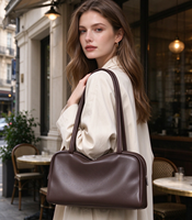 Sac à main de luxe en cuir véritable pour femmes, sac fourre-tout de mode haut de gamme, sac à main bowling pour dames, fournisseur de sacs à main personnalisés avec étiquette privée