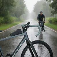 Sacoche de cadre de vélo en TPU imperméable personnalisée avec sangle réglable et fixation par boulons pour le cyclisme sur route et VTT