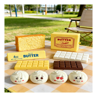 TOYSRUNNER Lot de jouets sensoriels mignons en forme de nourriture de dessin animé (beurre, chocolat, pain, boulette) en PU à rebond lent, cadeau anti-stress