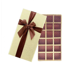 Carton alimentaire en papier kraft <span class=keywords><strong>chocolat</strong></span> de luxe personnalisé spécial en forme de coeur fraises trempées feuille UV mignon boîte de bonbons de dessin animé - Product Image 5