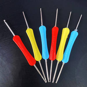 Ganchillo de doble punta con diseño de flor de ciruelo, ganchillo para tejer suéteres, fuente mayorista para tiendas de dólar y vendedores ambulantes. - Product Image 5