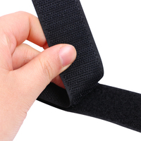 Rouleau de bande auto-agrippante noire en polyester/nylon de qualité médicale, réutilisable, robuste, écologique, à coudre, taille personnalisable
