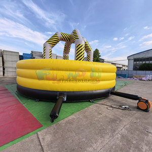 Jeux gonflables interactifs de jouteuse balle de démolition pour 4 personnes, pour événements en plein air - Product Image 2