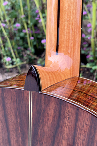 Guitarra Clásica de Cuerdas de Nylon Marca Aiersi Hecha a Mano de <span class=keywords><strong>Buena</strong></span> Calidad con Tapa Sólida y Aros y Fondo de Palisandro - Product Image 3