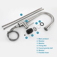 Robinet de cuisine intelligent à capteur monté sur pont au design moderne avec noyau de valve en céramique, poignée unique, douchette extractible, finition en acier inoxydable