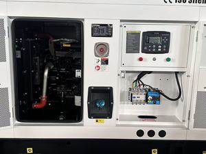 Groupe électrogène silencieux 100 kW 125 kVA pour l'alimentation de secours des entrepôts et des bâtiments - Product Image 1