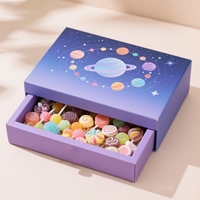 Mini boîtes-cadeaux en carton en forme de valise de 1mm d'épaisseur pour l'impression en relief de chocolat de bonbons de boulangerie pour l'étiquette de chaîne de l'industrie alimentaire
