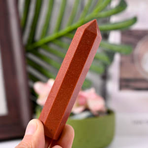 Tour en pierre de grès dorée, pointe de cristal, pierre de guérison, ornement Feng Shui pour la décoration de la maison et du bureau, vente en gros - Product Image 4