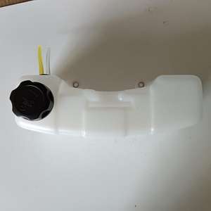 Um Hoge Kwaliteit Kleine 2-takt Motor Grastrimmer 139 Bosmaaier Onderdelen Brandstoftank - Product Image 6