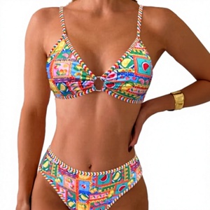 Trajes de Baño Bikini de Dos Piezas con Estampado Floral al por Mayor, Material Spandex/Poliéster, Fabricación Personalizada, MOQ Bajo, Marcas Privadas - Product Image 3