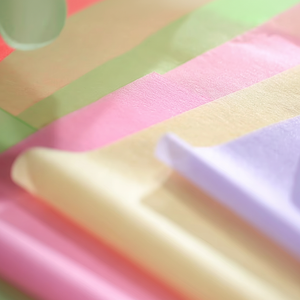 Tissu non tissé respirant, écologique, léger, antistatique, fusible, résistant aux déchirures, certifié OEKO-TEX - Product Image 1