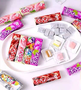 ขนมญี่ปุ่นขายดี ยูฮา ฟรุ๊ต กัมมี่ รสพีชและองุ่น ไส้แยม ขนมเยลลี่แบบแซนวิช 50 กรัม - Product Image 4