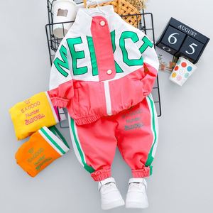 Nouvelle collection automne 2020 : Ensemble de survêtement décontracté à manches longues avec fermeture éclair et lettres, pour bébés et jeunes enfants (garçons et filles) - Vente en gros - Product Image 4