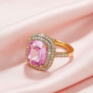 Anello Cocktail Glamour Rosa con Zirconia Cubica Sintetica, Placcato Oro, Incastonatura a Pavé, Gioiello di Moda Femminile Q187 - Product Image 2