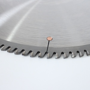 Lame de <span class=keywords><strong>scie</strong></span> circulaire TCT de qualité industrielle, 120 dents, OEM personnalisée, <span class=keywords><strong>disque</strong></span> de coupe en carbure <span class=keywords><strong>pour</strong></span> aluminium, <span class=keywords><strong>pour</strong></span> <span class=keywords><strong>scie</strong></span> à onglets - Product Image 5