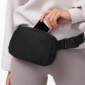 Riñonera <span class=keywords><strong>pequeña</strong></span> Unisex de alta calidad de fábrica BSCI, riñonera Lulu en todas partes, riñonera de nailon con logotipo personalizado para hombres y mujeres - Product Image 5
