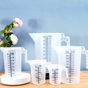 Taza Medidora de Plástico con Asa, 250 ml, 500 ml, Apta para Alimentos, Apta para Lavavajillas, Diseño Minimalista, para Uso Doméstico y de Camping - Product Image 1