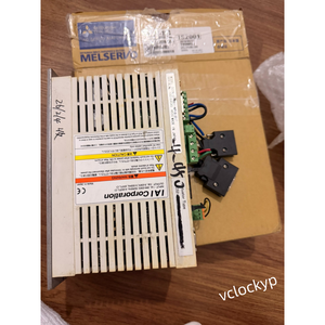 CONTROLADOR DE ACTUADOR IAI SCON-C-100I-NP-0-2 Usado - Product Image 1