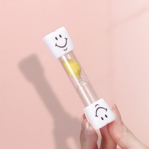 Toptan Özel Logolu Renkli Modern El Yapımı Mutfak Çocuk Oyuncağı Gülen Yüzlü Plastik Kum Saati 3 Dakika Zamanlayıcı ile - Product Image 4
