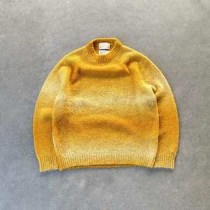 Kundenspezifischer OEM Rundhalspullover Langarm Gestreifter Herrenpullover Strickpullover mit Farbverlauf Jacquard-Strickware Herren Mohair-Pullover - Product Image 4