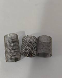 <span class=keywords><strong>Tube</strong></span> perforé en acier inoxydable 0.1 0.2 0.3 0.4 0.5 0.6 0.8 1mm d'épaisseur Ss304 316 Cylindre filtrant en forme de Y en acier inoxydable - Product Image 2