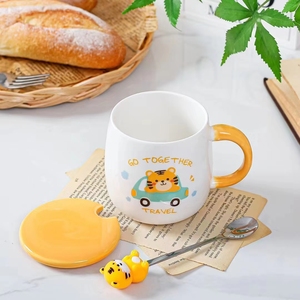 <span class=keywords><strong>Taza</strong></span> y tapa de tigre de dibujos animados para niños, <span class=keywords><strong>Taza</strong></span> de cerámica con cuchara, caja de Color, regalo Kawaii - Product Image 4