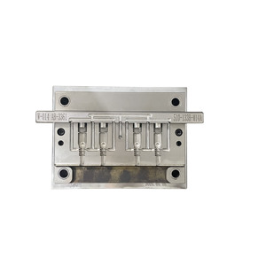 Tùy chỉnh khuôn chế tạo dịch vụ DC Cáp điện cắm bên ngoài khuôn ép nhựa đúc 4 khoang khuôn nhà sản xuất - Product Image 4