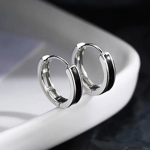 Orecchini Minimalisti in Smalto per Donne, Gioielli Eleganti per Uso Quotidiano - Product Image 3