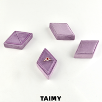 Boîte à bagues en velours diamanté avec logo personnalisé, OEM, forme losange, pour bijoux de mariage, emballage cadeau, boîte à bijoux pour anniversaire, vente en gros et au détail