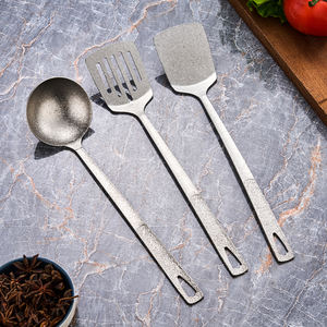 Juego de Utensilios de Cocina de Titanio Puro, Resistente a Altas Temperaturas y Apto para Lavavajillas, Incluye Espátula, Cuchara para Sopa, Cucharón, Utensilio para Freír Carne - Product Image 1