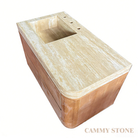 Vasque de salle de bain en pierre naturelle Cammy Stone Wabi-sabi, beige, en travertin, avec armoires en bois et tiroirs pour hôtel, villa