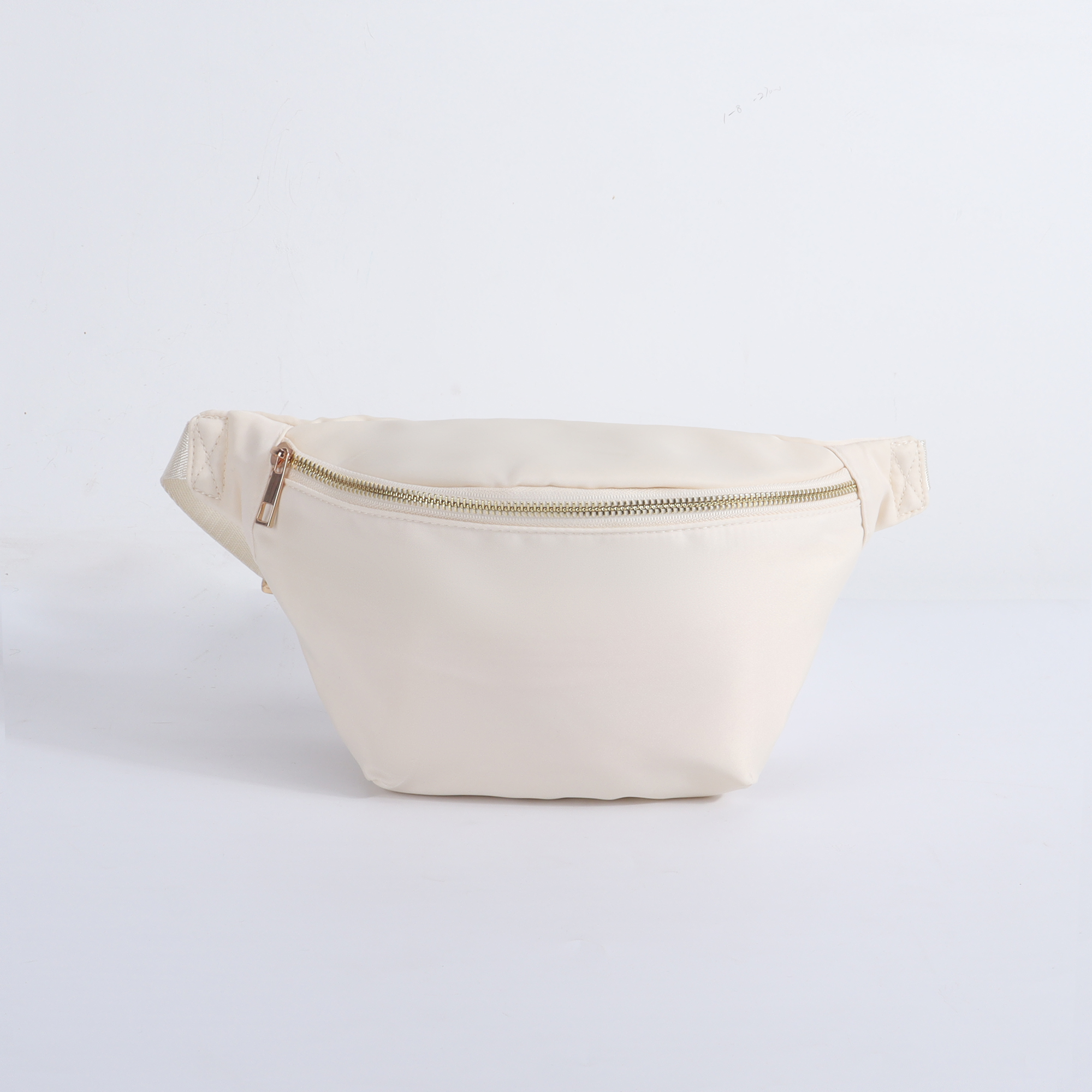 เปลือยสะโพกใหญ่