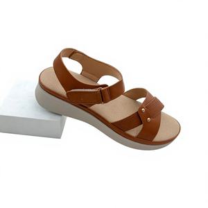 Nouvelles sandales compensées respirantes et antidérapantes pour femmes, style 2025-2026, décontractées, été, printemps, automne - Product Image 1