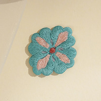 Patchs brodés de fleurs de lotus vertes, thermocollants ou à coudre, adaptés aux accessoires vestimentaires DIY tels que vêtements, sacs et chapeaux