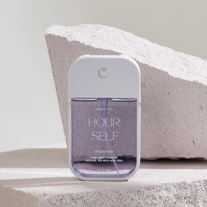 Jabón de Manos en Aerosol con Alcohol Químico Hidratante y Fragancia Floral, Elimina el 99.99% de las Bacterias, Fórmula sin Agua en Forma de Tarjeta de Crédito - Product Image 5