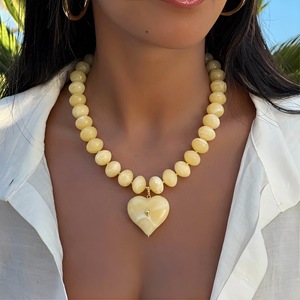 Collier ras du cou tendance avec pendentifs et breloques en acrylique coloré, <span class=keywords><strong>grand</strong></span> pendentif cœur rouge, bijoux pour femme, cadeau d'été pour la plage - Product Image 2