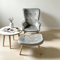 Fauteuil simple en velours capitonné de style nordique avec ottoman pour salon, chambre, hôtel, appartement