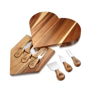Planche à découper en bois d'acacia en forme de cœur pour la cuisine, plateau de service pour fromage, viande, fruits, plateau à charcuterie avec couteaux - Product Image 1