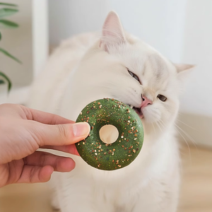 Juguete masticable para gatos con forma de donut ecológico <span class=keywords><strong>natural</strong></span> con hierba gatera, tuerca para dentición, limpieza de dientes, entretenimiento para gatos, golosinas para lamer - Product Image 3