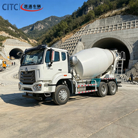 Camion malaxeur à béton autochargeur mobile robuste HOWO 400HP 6X4 10 roues pour les projets de construction routière et de ponts
