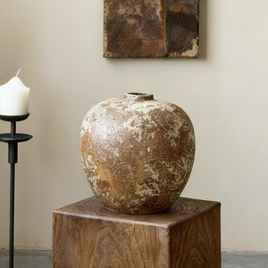 Jarrón de Cerámica Esmaltada Moderna y Ecológica Estilo Wabi-Sabi de Jingdezhen, Jarrón Grande de Cerámica Rústica Hecho a Mano para Navidad - Product Image 3