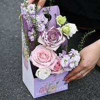 Panier à fleurs en carton recyclable, emballage cadeau pour la Saint-Valentin, boîtes de transport pour fleurs, pour les célébrations d'anniversaire