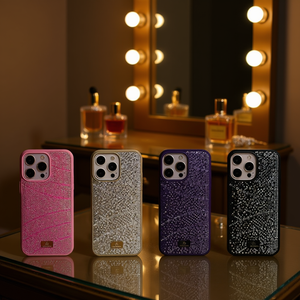 Funda de Lujo para iPhone 16 con Diamantes en Relieve y Brillo - Product Image 2