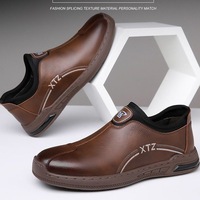 Chaussures en cuir décontractées pour hommes Édition printemps Chaussures pour hommes Cuir souple Semelle souple Chaussures de papa Tendance de la mode Polyvalent Vêtements formels